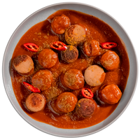 Currywurst mit hauseigener Sauce